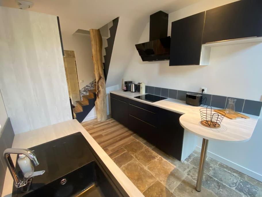Appartement Centre-Ville De แวโลญส์ ภายนอก รูปภาพ